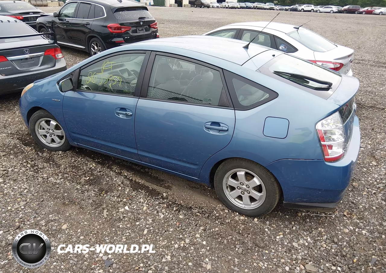 2008 Toyota Prius VIN:JTDKB20U187725028 - 3