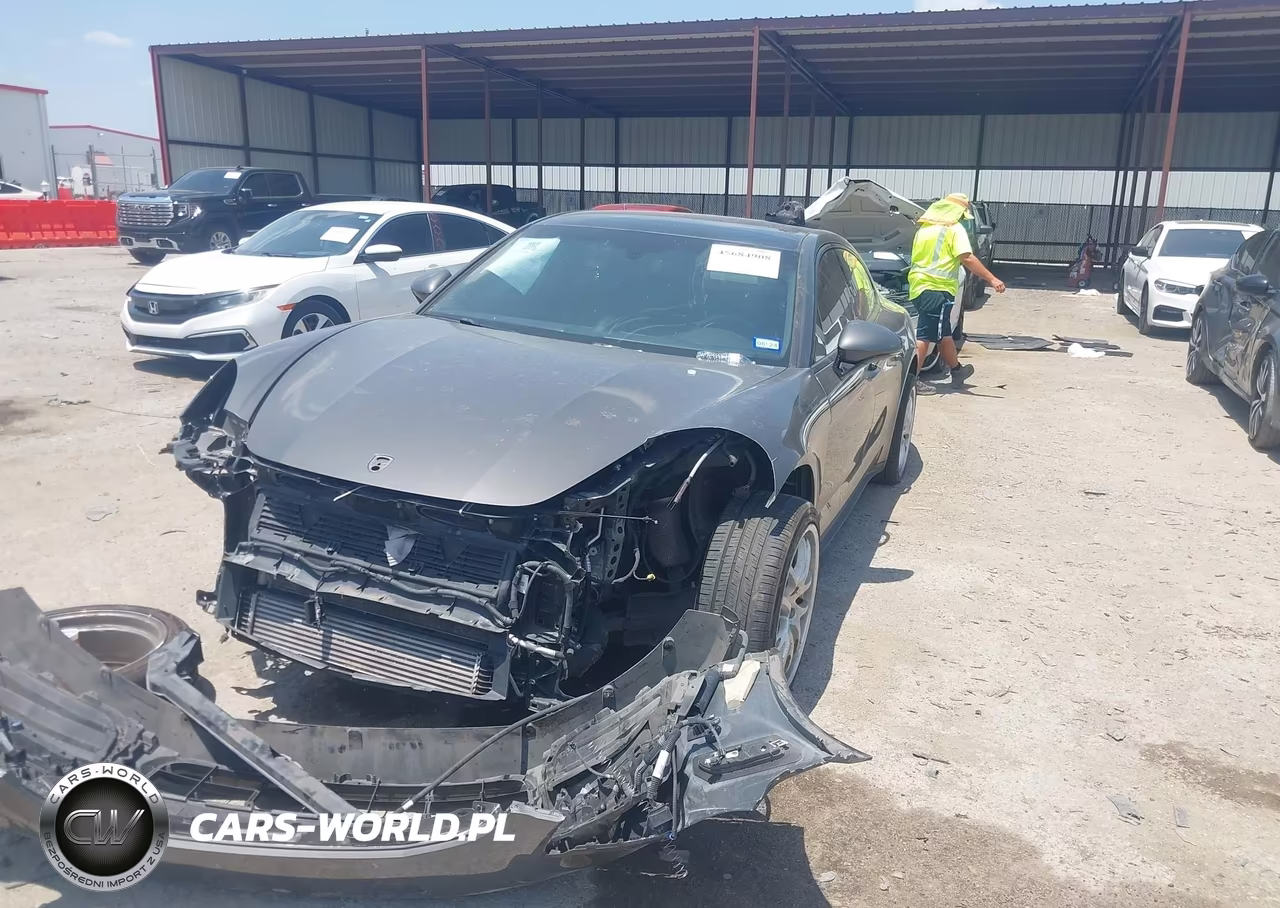 2017 Porsche Panamera 4 VIN:WP0AA2A72HL102404 - 2