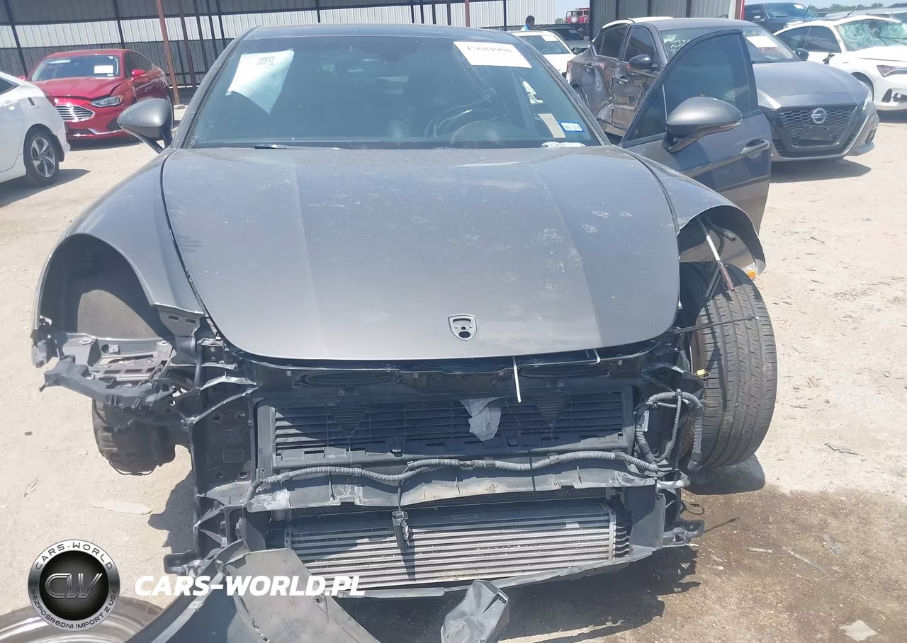 2017 Porsche Panamera 4 VIN:WP0AA2A72HL102404 - 6