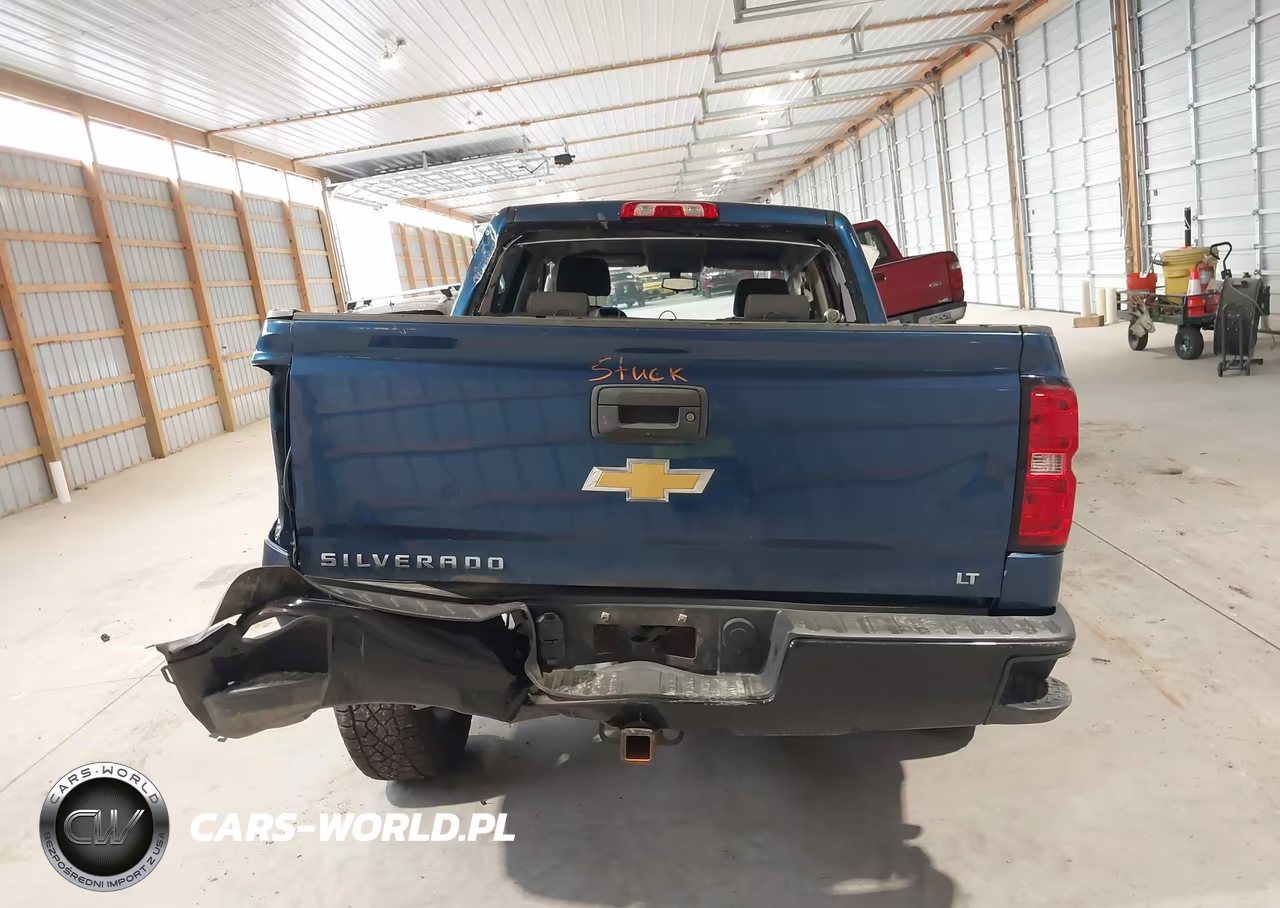 2018 Chevrolet Silverado 1500 1Lt VIN:3GCUKREC3JG103008 - 16