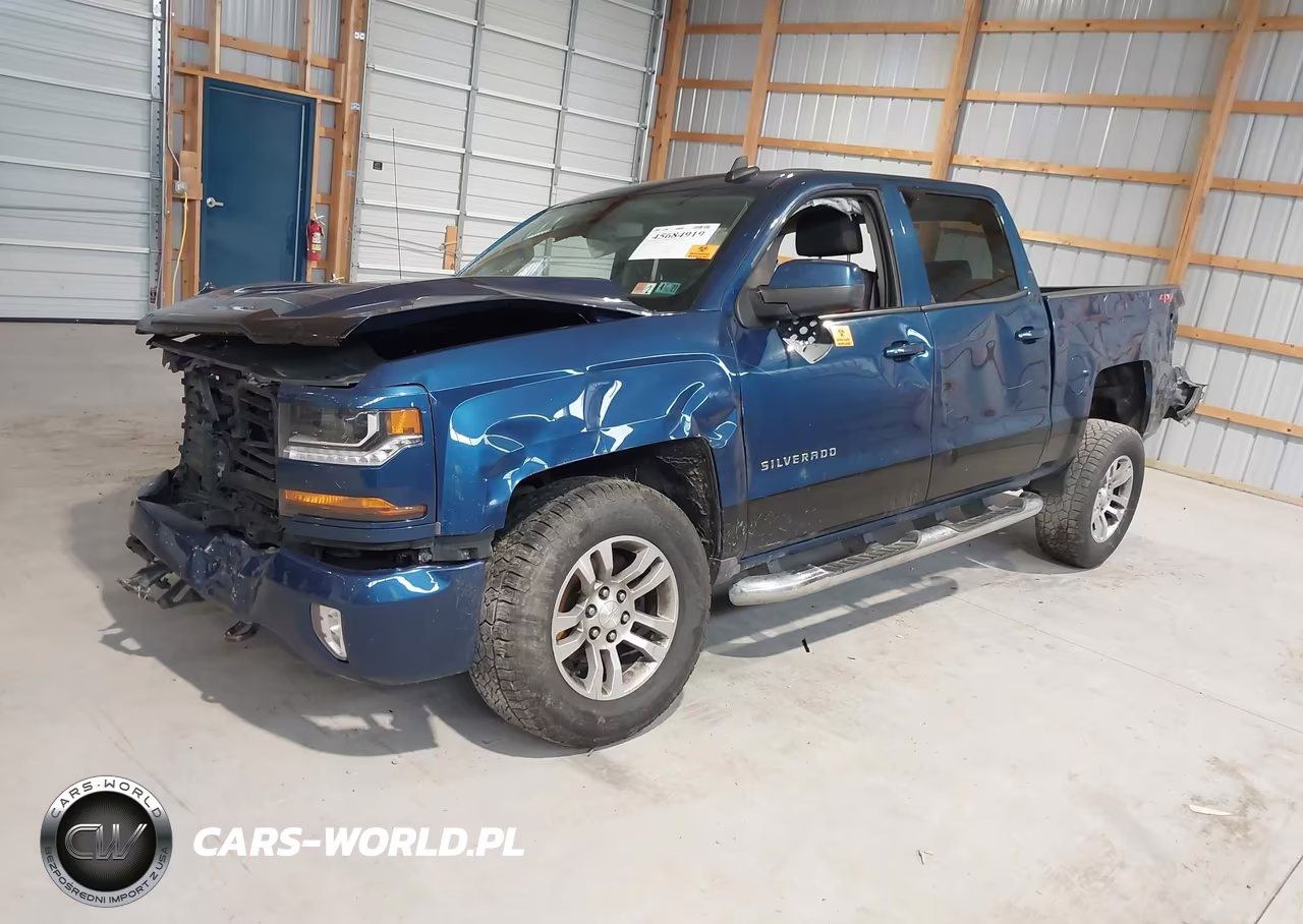 2018 Chevrolet Silverado 1500 1Lt VIN:3GCUKREC3JG103008 - 2
