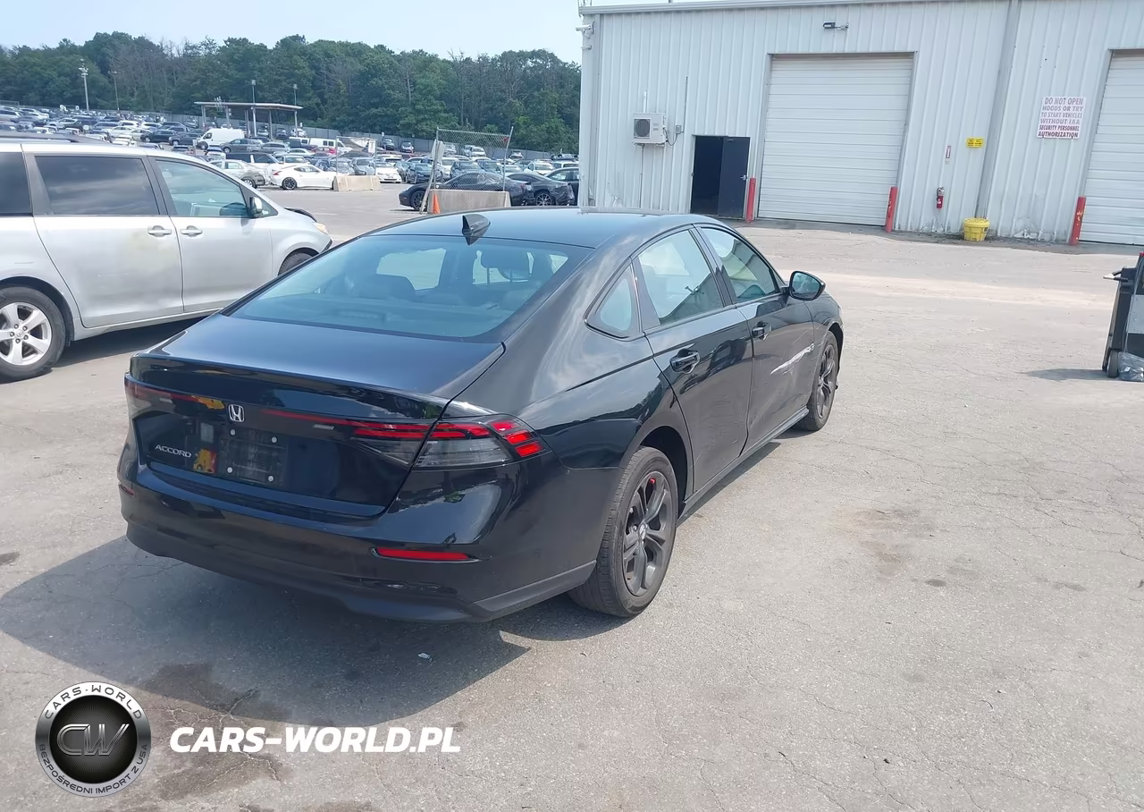 2025 Honda Accord Se VIN:1HGCY1F41SA038759 - 4