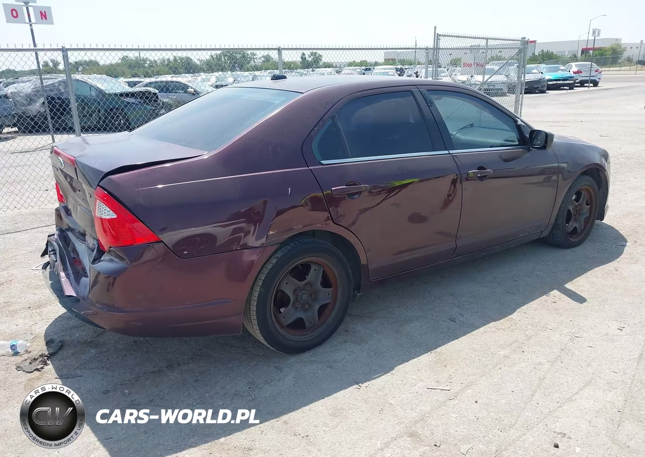 2011 Ford Fusion Se VIN:3FAHP0HA6BR280737 - 4