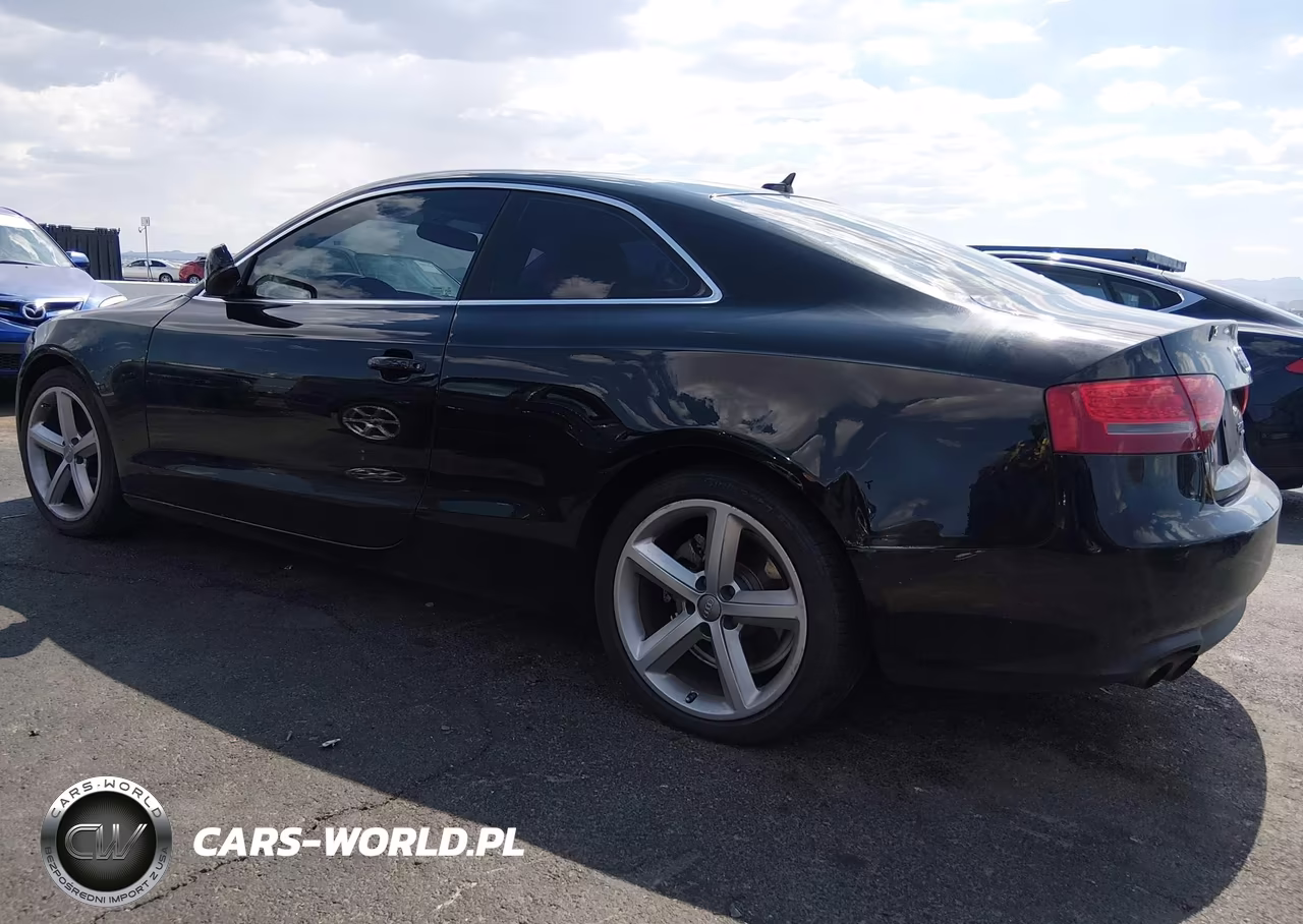 2010 Audi A5 2.0T Premium VIN:WAULFAFR4AA044485 - 3