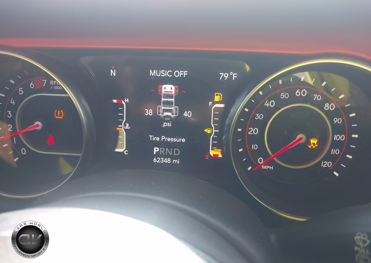 2020 Jeep Wrangler Unlimited Rubicon 4X4 VIN:1C4HJXFN0LW151742 - 7