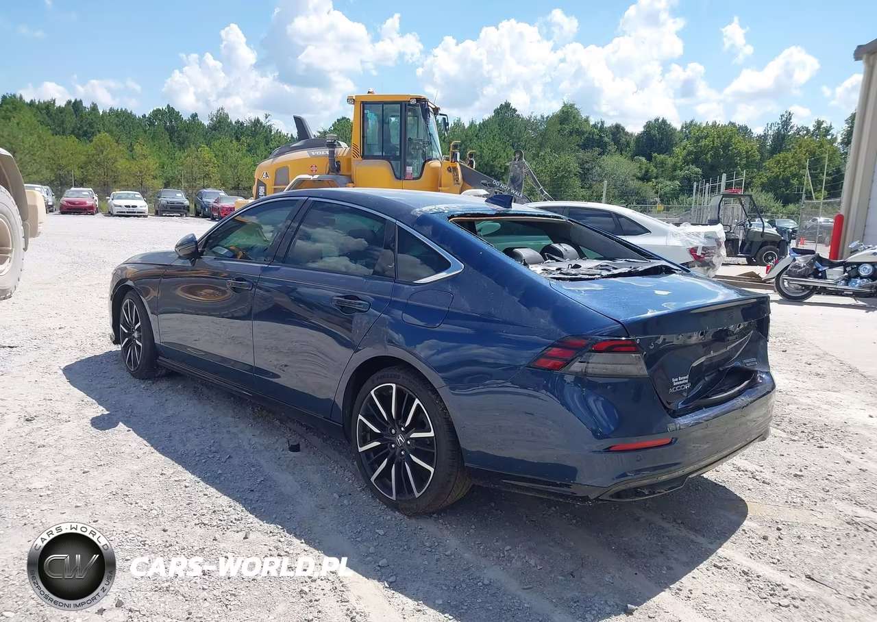 2024 Honda Accord Hybrid Touring VIN:1HGCY2F84RA003801 - 3