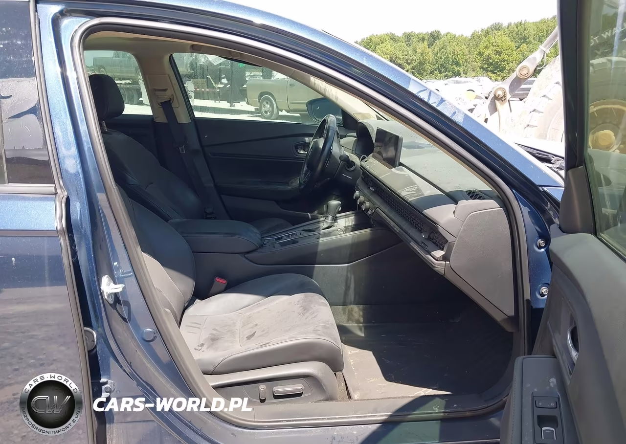 2024 Honda Accord Hybrid Touring VIN:1HGCY2F84RA003801 - 5