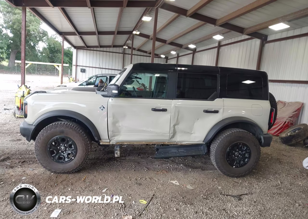 2025 Ford Bronco Outer Banks VIN:1FMEE8BP7SLB15899 - 14