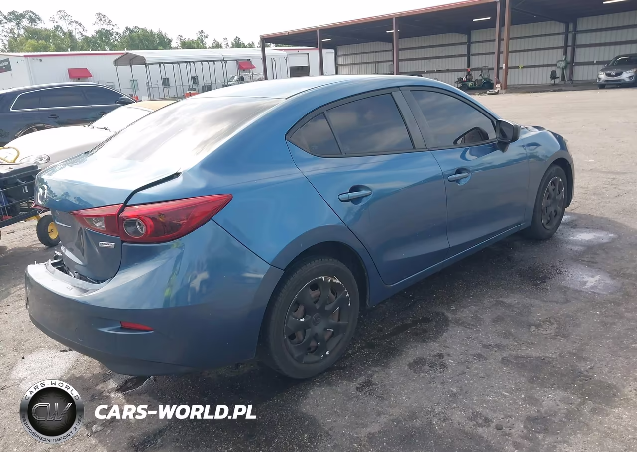 2017 Mazda Mazda3 Sport VIN:3MZBN1U78HM125180 - 4