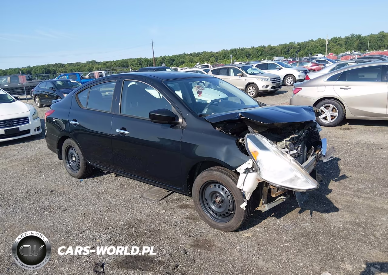 2015 Nissan Versa 1.6 Sv – zdjęcie 1 z 17