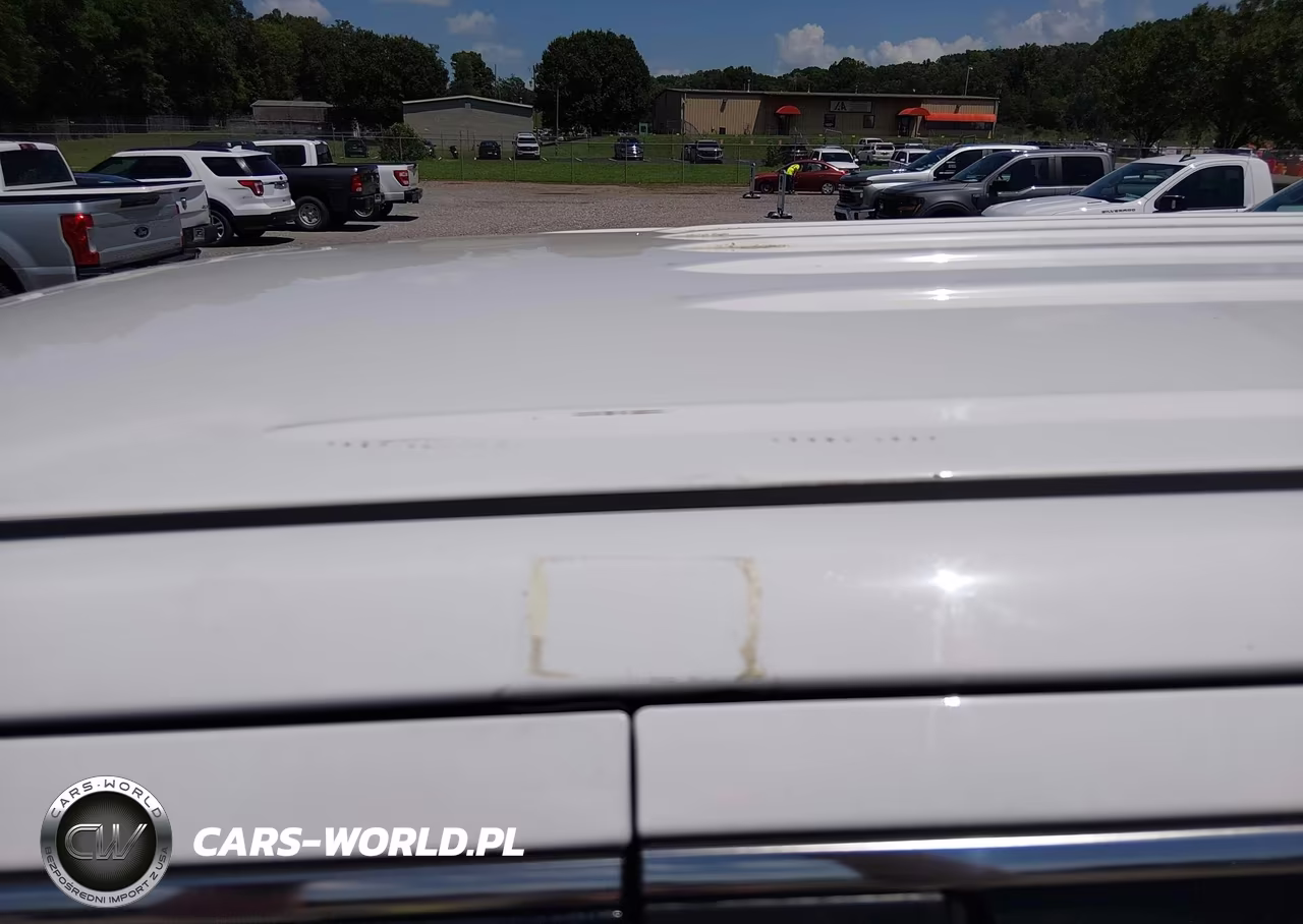 2017 Chevrolet Tahoe Commercial VIN:1GNSKFEC8HR315197 - 17