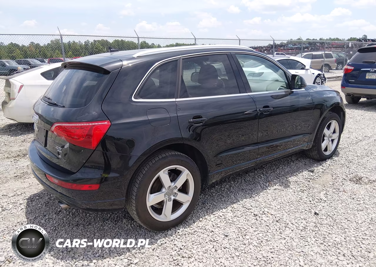 2011 Audi Q5 2.0T Premium VIN:WA1LFAFPXBA045525 - 4