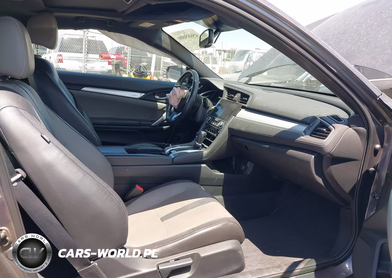 2016 Honda Civic Touring VIN:2HGFC3B97GH360792 - 5