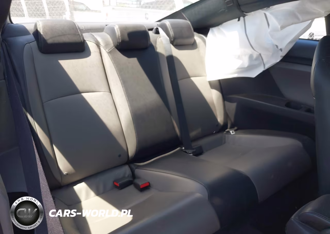 2016 Honda Civic Touring VIN:2HGFC3B97GH360792 - 8