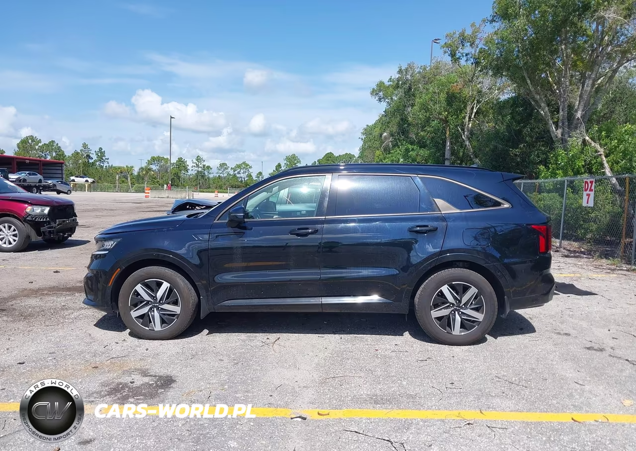 2022 Kia Sorento S VIN:5XYRL4LC6NG124318 - 14