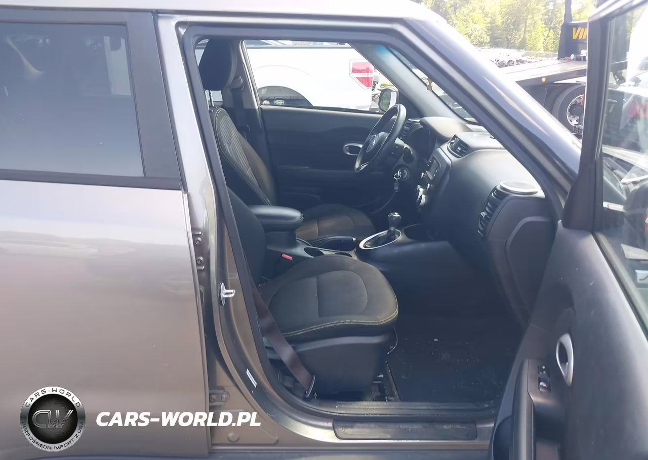 2014 Kia Soul + VIN:KNDJP3A56E7028900 - 5