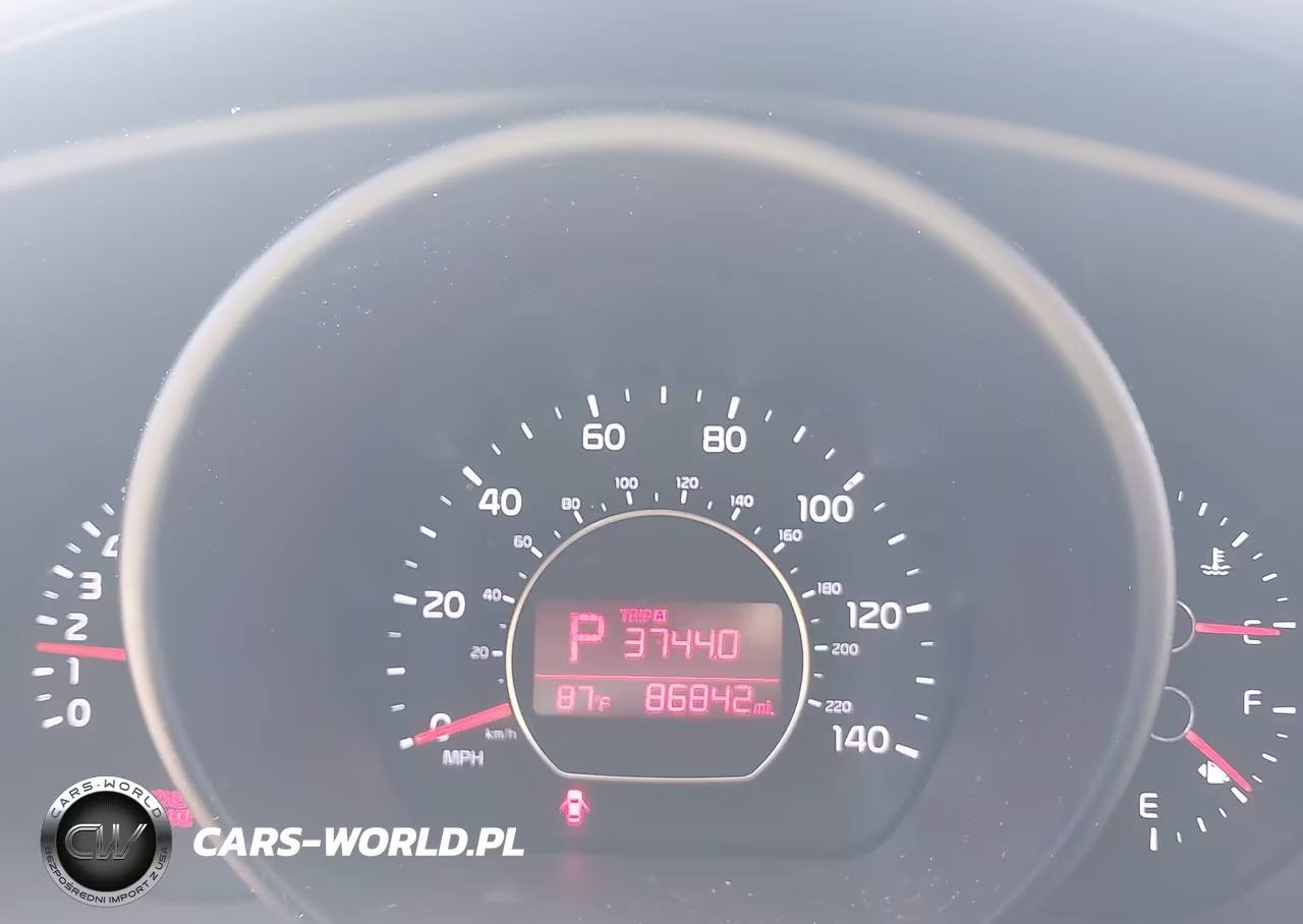 2014 Kia Soul + VIN:KNDJP3A56E7028900 - 7