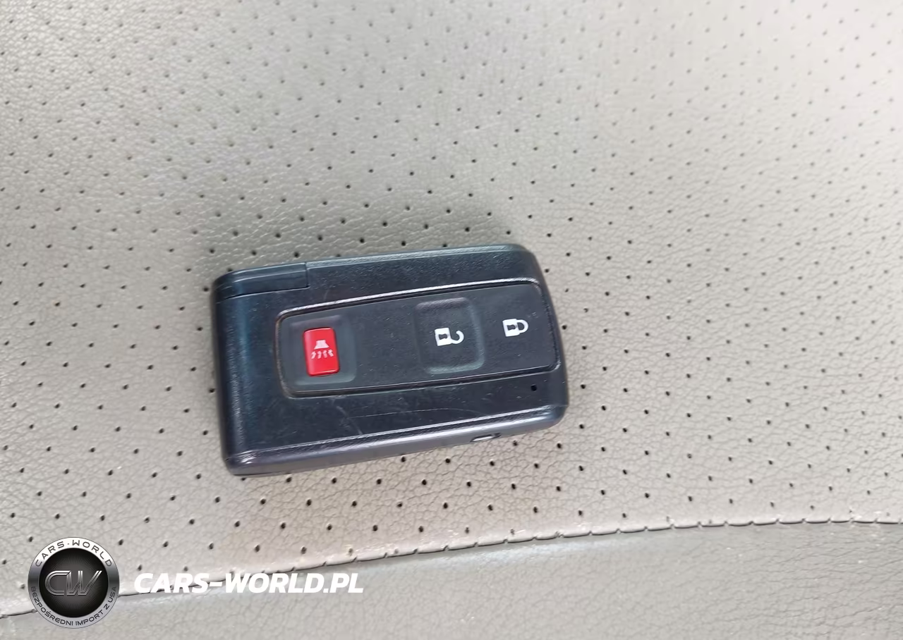 2007 Toyota Prius VIN:JTDKB20U177657229 - 11