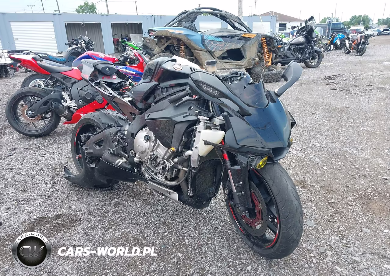 2015 Yamaha Yzfr1
