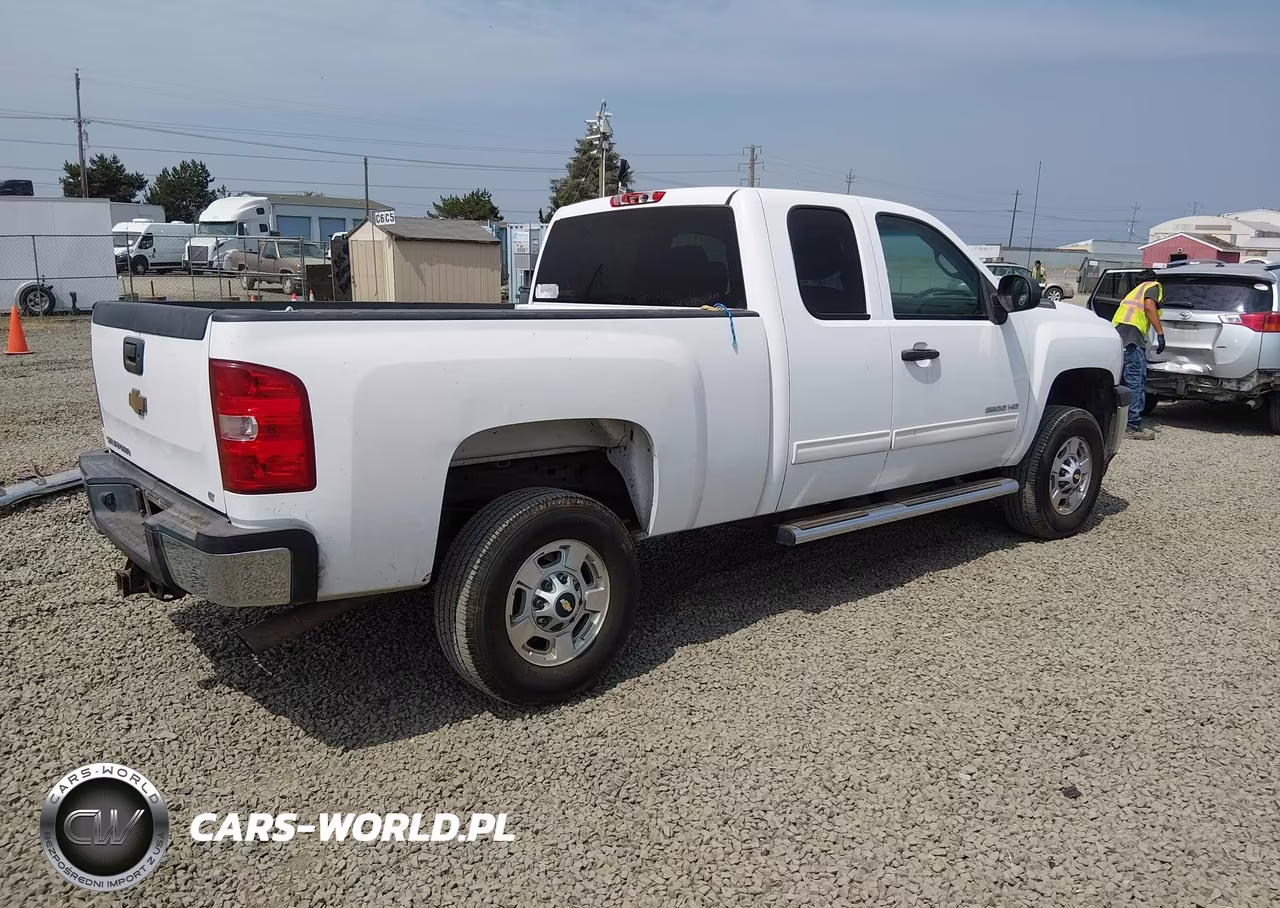 2011 Chevrolet Silverado 2500Hd Lt VIN:1GC2CXCG6BZ134513 - 4