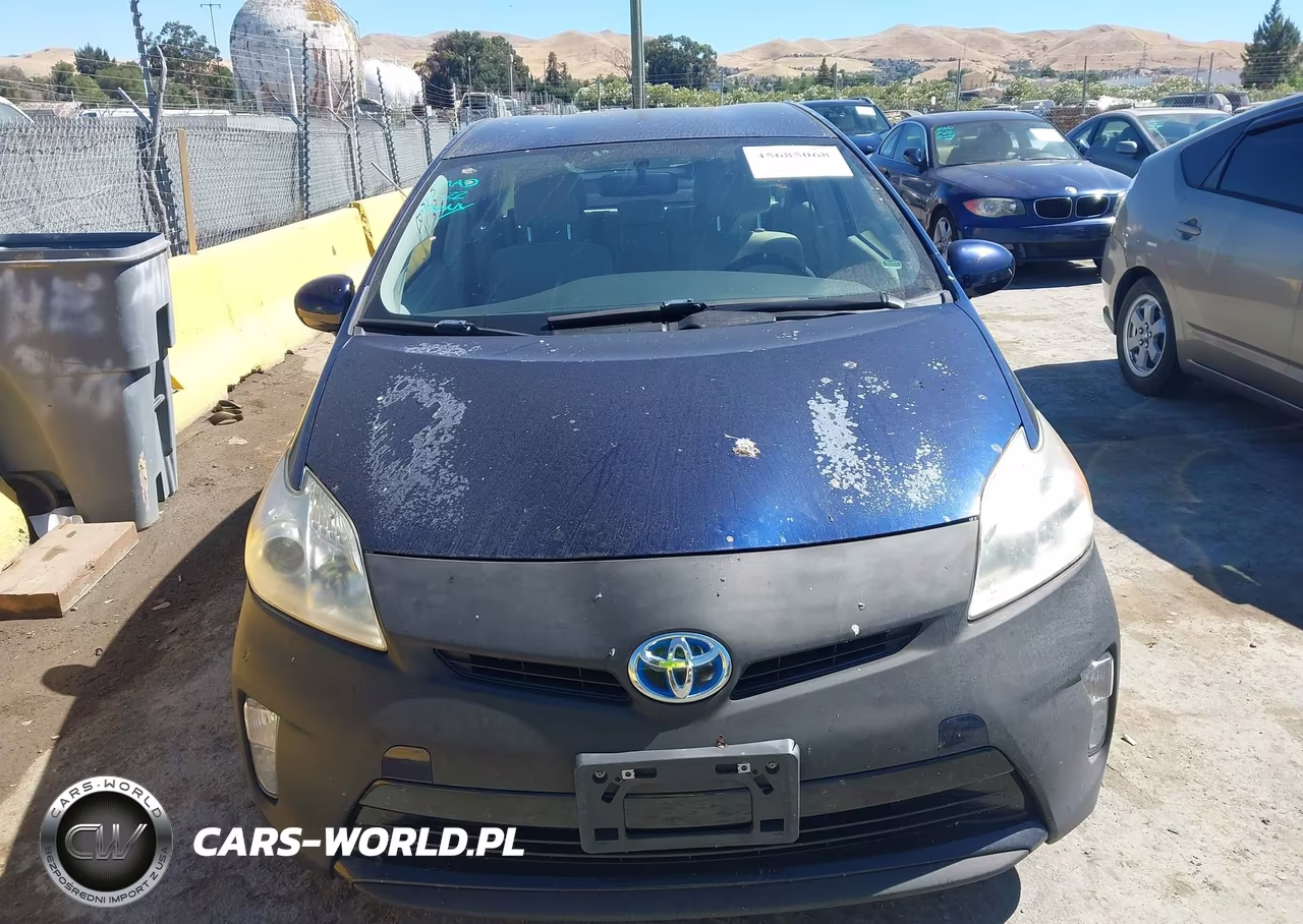 2012 Toyota Prius Two VIN:JTDKN3DU8C1594229 - 6