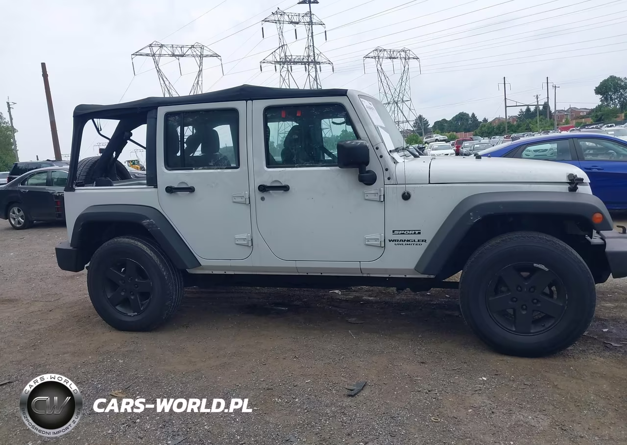 2015 Jeep Wrangler Unlimited Sport VIN:1C4BJWDG6FL518041 - 14