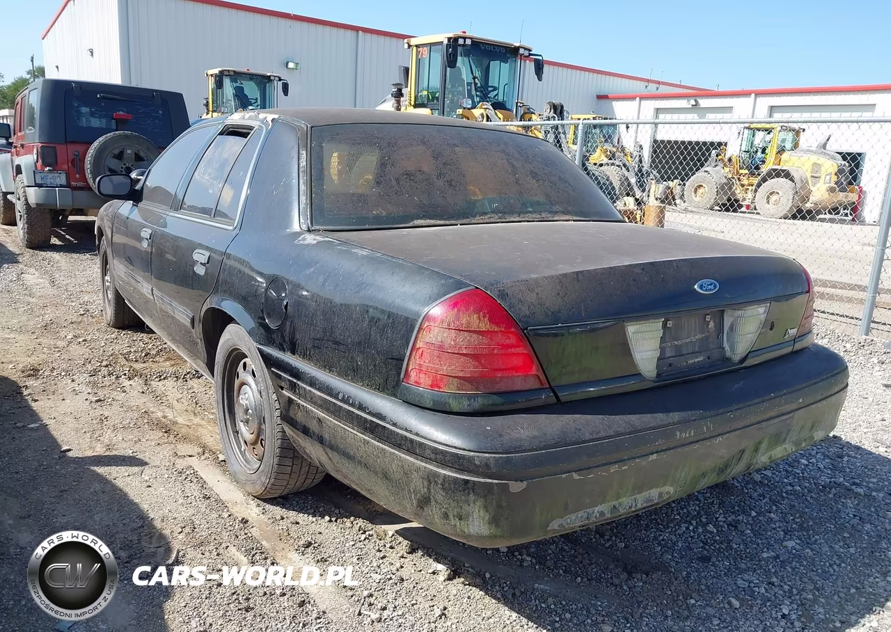 2009 Ford Crown Victoria Police-Police Interceptor VIN:2FAHP71V39X137293 - 3