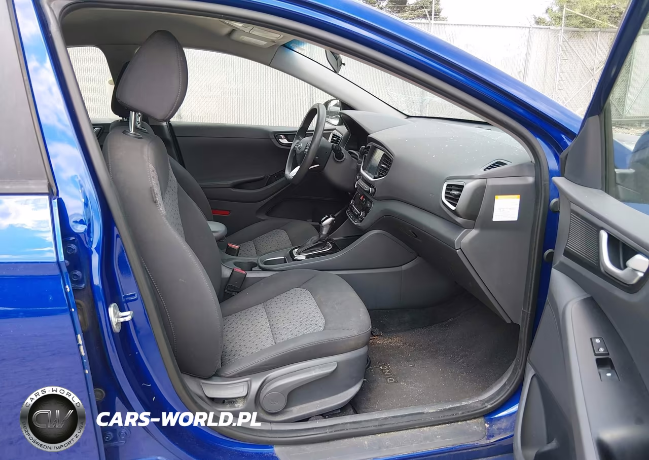 2019 Hyundai Ioniq Hybrid Blue VIN:KMHC65LC9KU173523 - 5