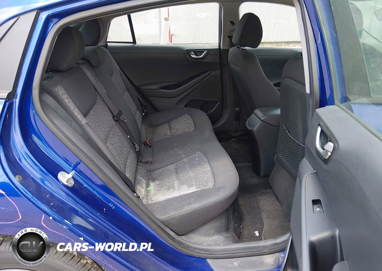 2019 Hyundai Ioniq Hybrid Blue VIN:KMHC65LC9KU173523 - 8