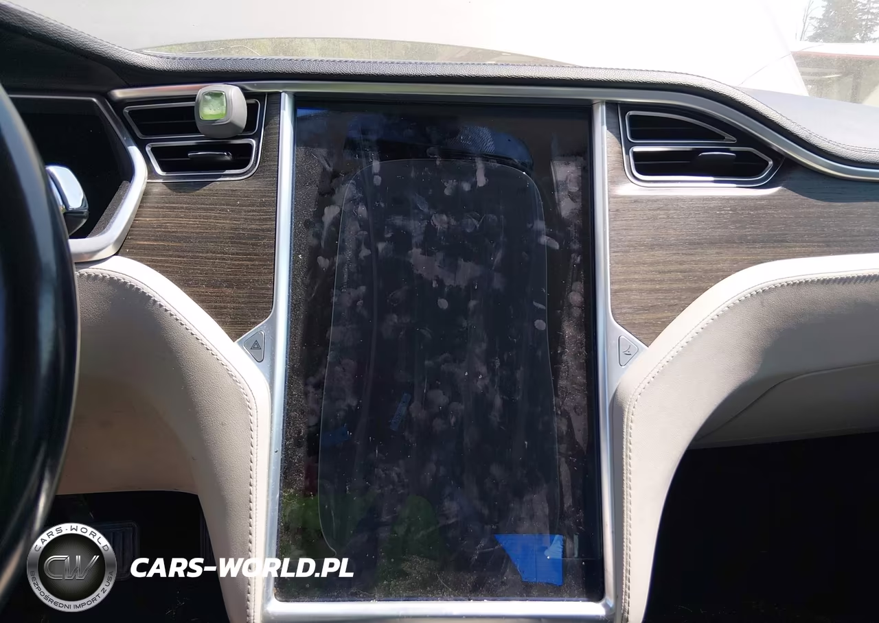 2014 Tesla Model S P85 VIN:5YJSA1H15EFP32710 - 17