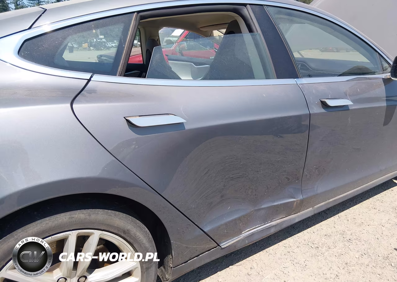 2014 Tesla Model S P85 VIN:5YJSA1H15EFP32710 - 6