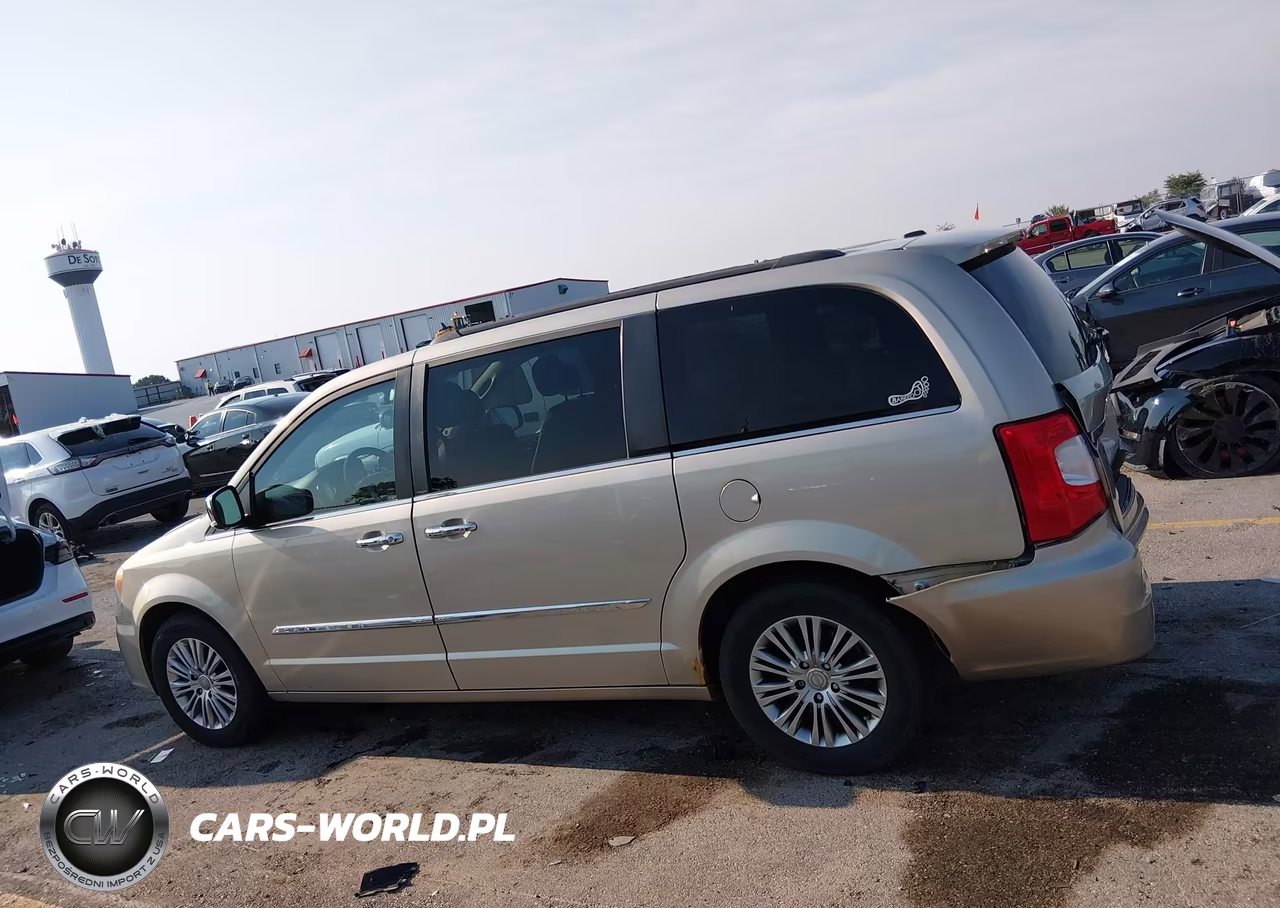 2013 Chrysler Town & Country Touring-L VIN:2C4RC1CG4DR645839 - 15