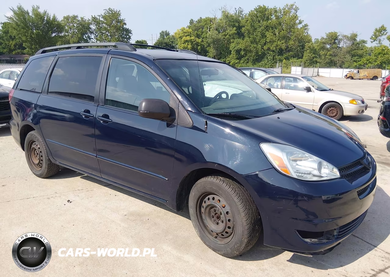 2005 Toyota Sienna Le