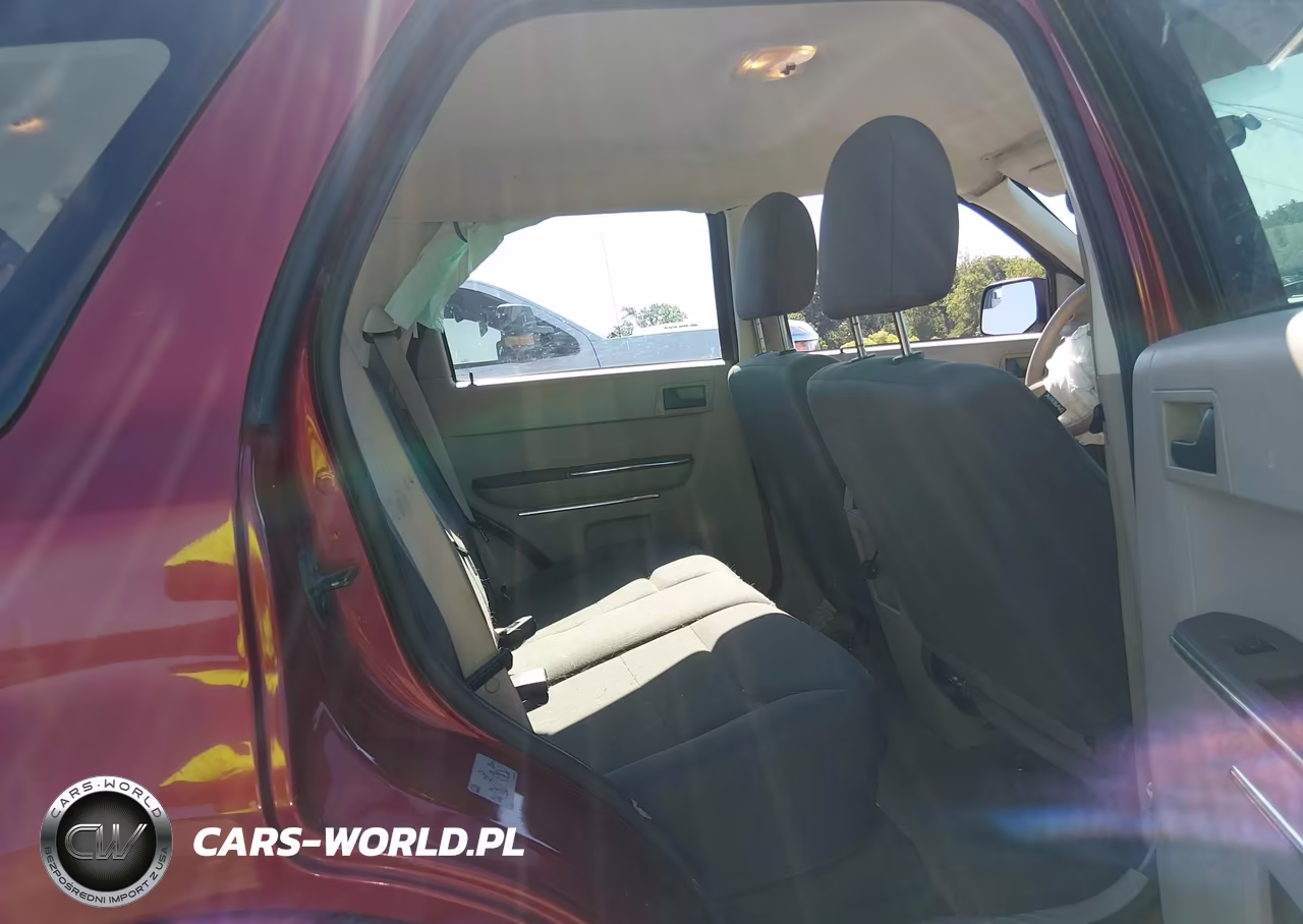 2012 Ford Escape Xls VIN:1FMCU0C79CKA70725 - 8