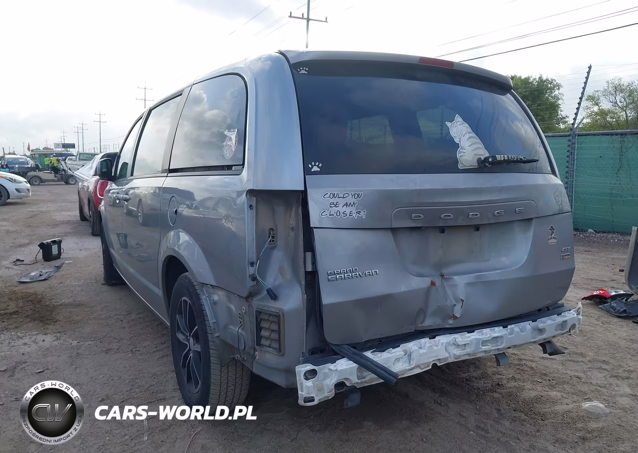 2018 Dodge Grand Caravan Gt VIN:2C4RDGEG9JR196246 - 3