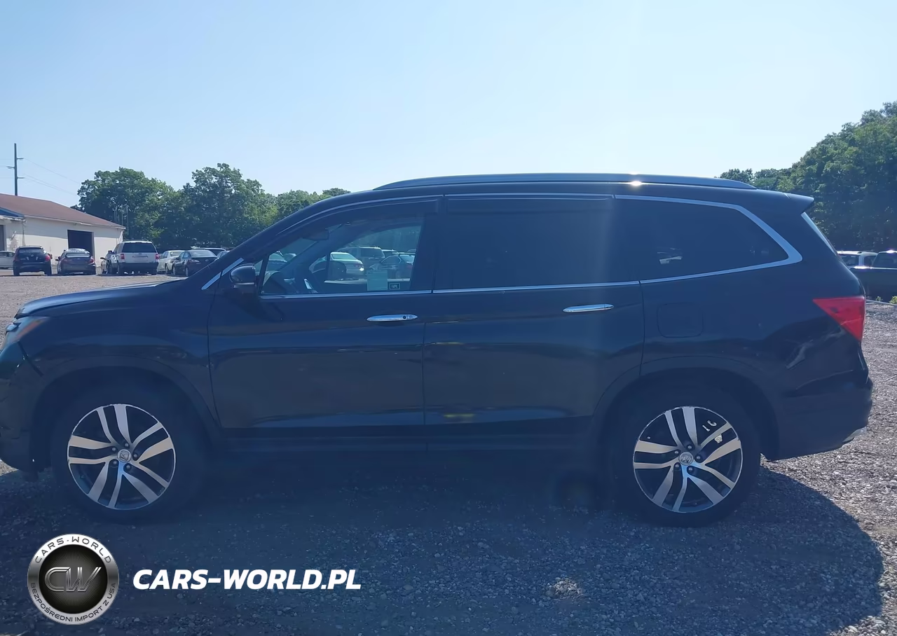2016 Honda Pilot Elite VIN:5FNYF6H07GB102769 - 14
