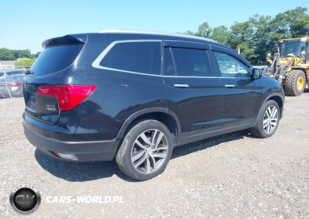 2016 Honda Pilot Elite VIN:5FNYF6H07GB102769 - 4
