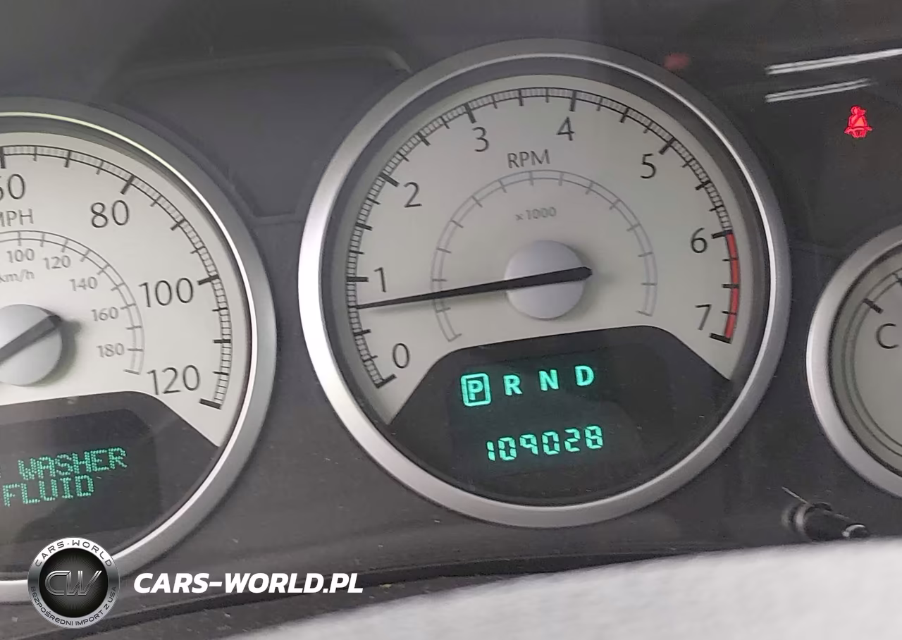 2010 Chrysler Town & Country Touring Plus VIN:2A4RR8D17AR432827 - 7
