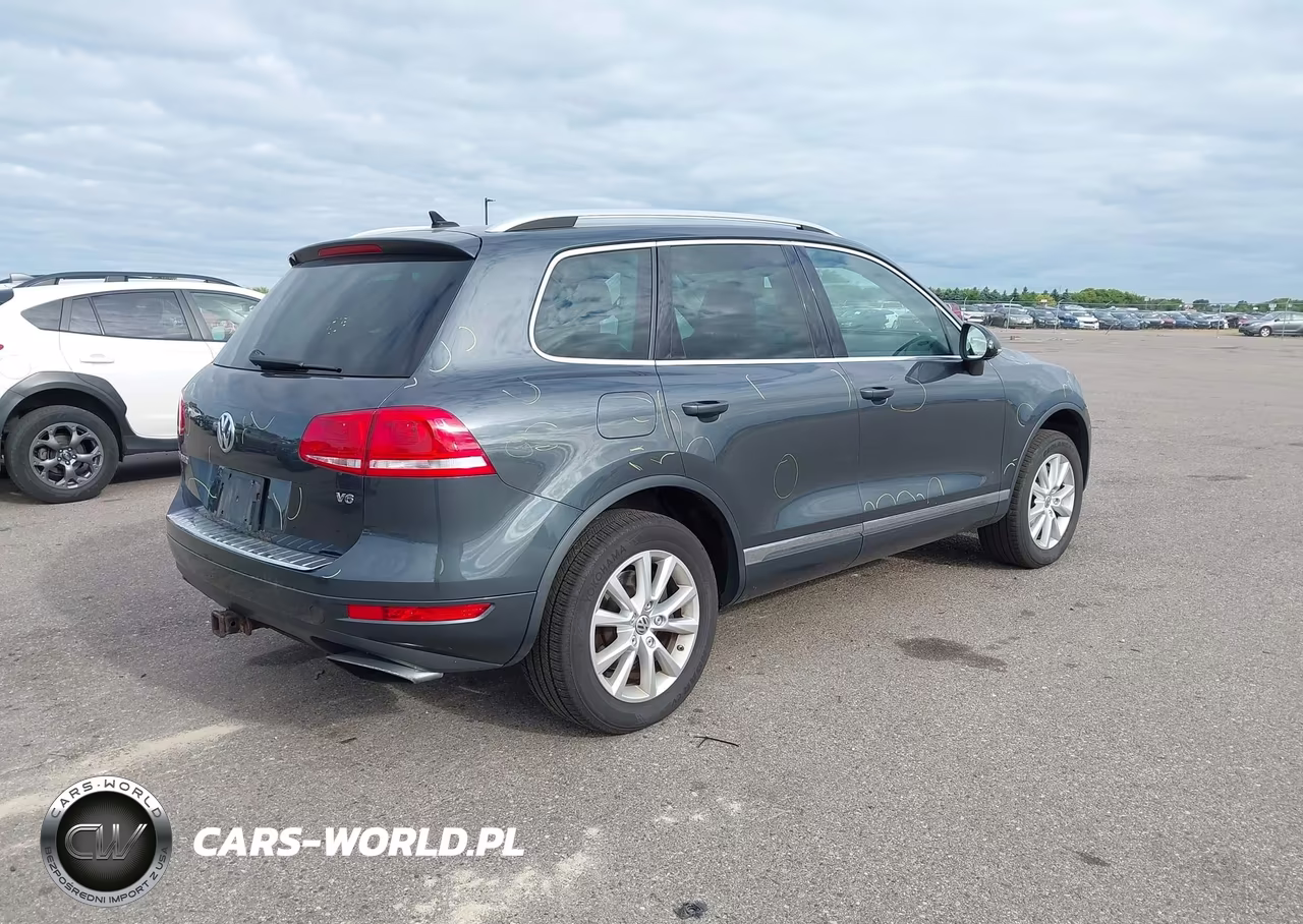 2013 Volkswagen Touareg Vr6 Sport VIN:WVGEF9BP4DD009250 - 4
