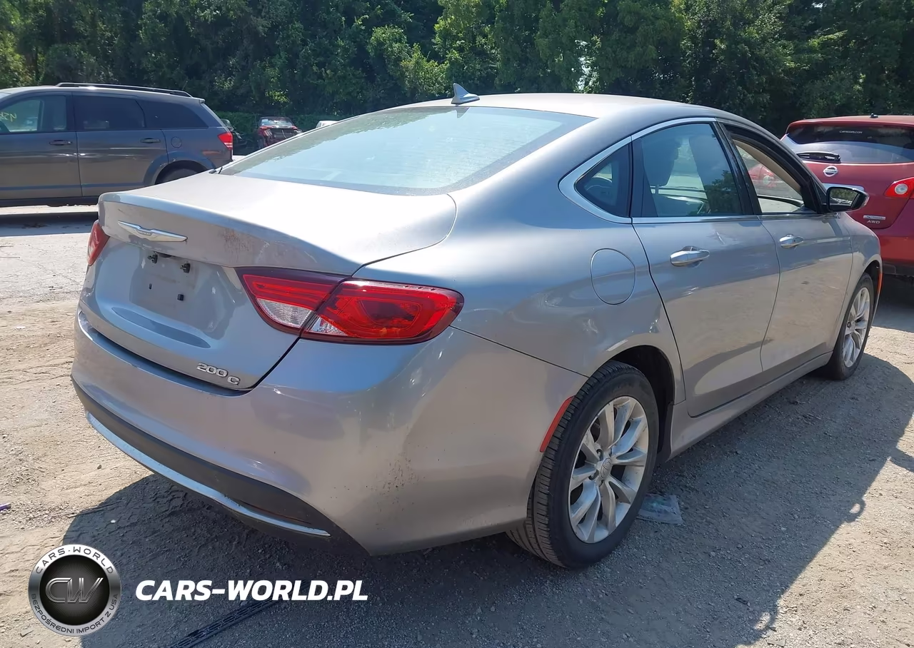 2015 Chrysler 200 C VIN:1C3CCCCB4FN530121 - 4