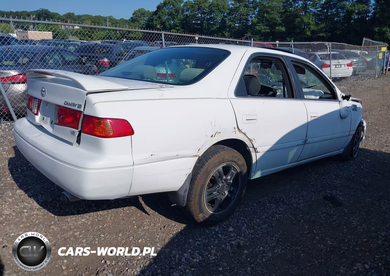2001 Toyota Camry Le V6 VIN:JT2BF22K810290046 - 4