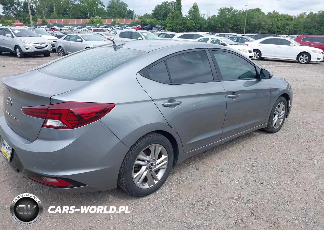 2019 Hyundai Elantra Sel VIN:KMHD84LF5KU810281 - 4