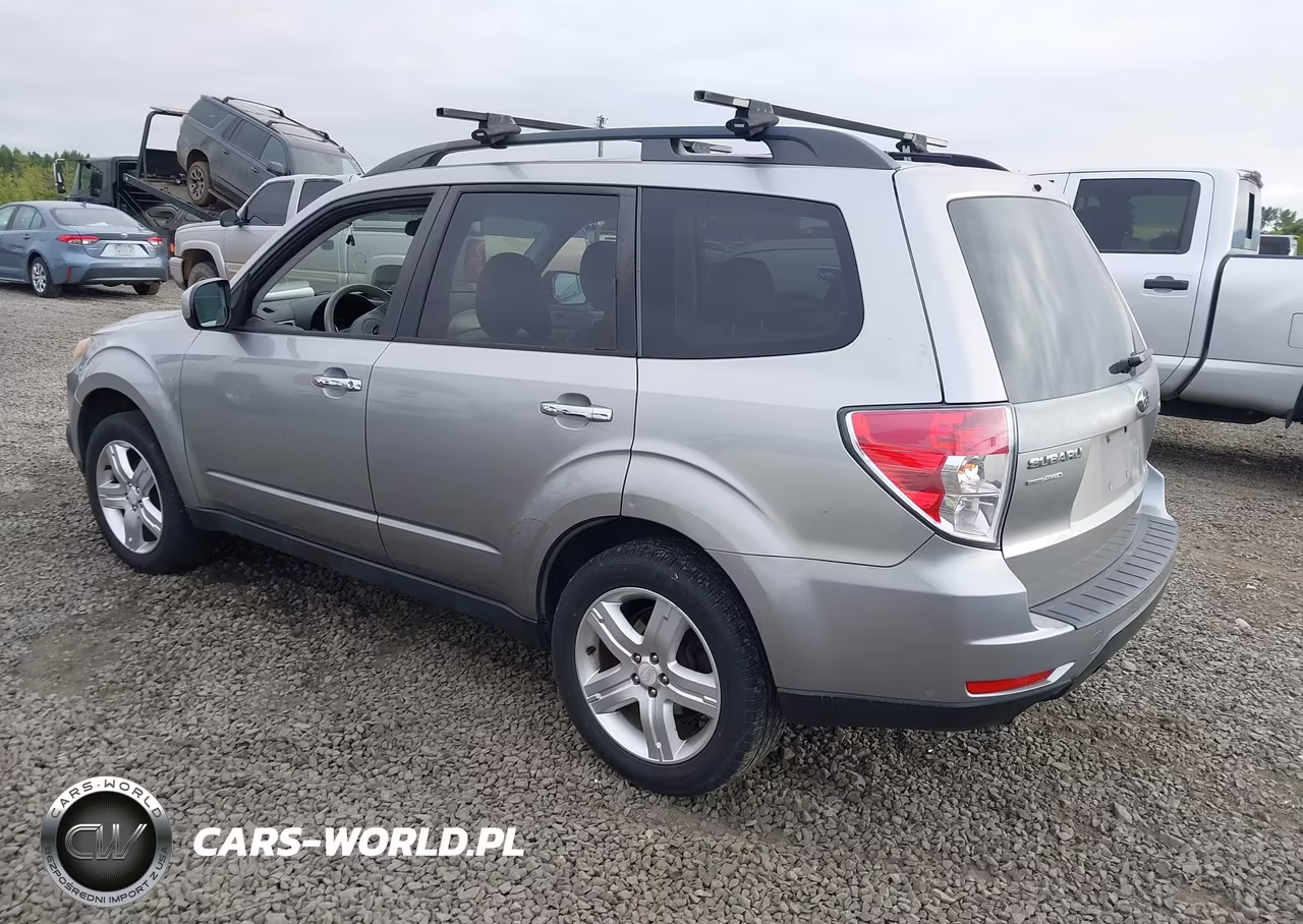 2010 Subaru Forester 2.5X Premium VIN:JF2SH6CC4AG801969 - 3