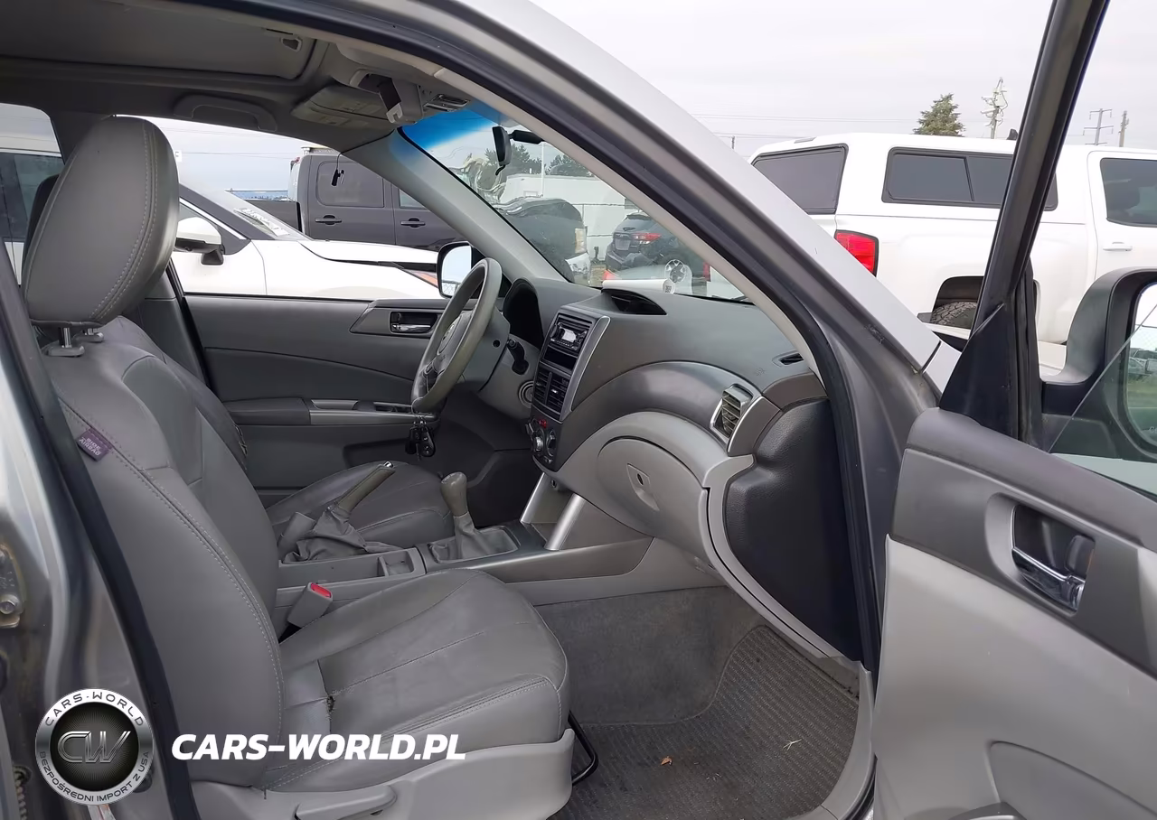 2010 Subaru Forester 2.5X Premium VIN:JF2SH6CC4AG801969 - 5