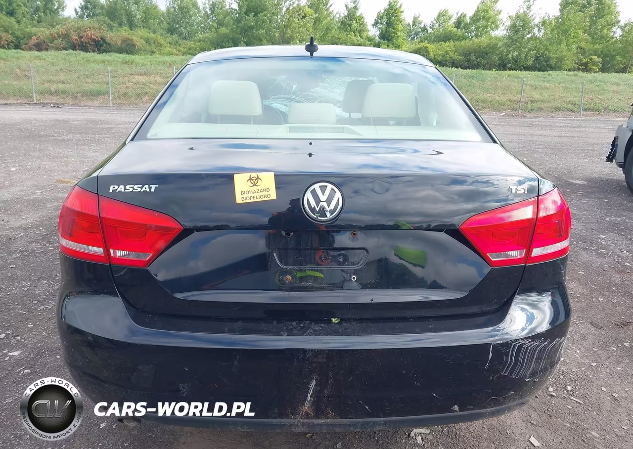 2015 Volkswagen Passat 1.8T Limited Edition VIN:1VWAT7A37FC105216 - 17