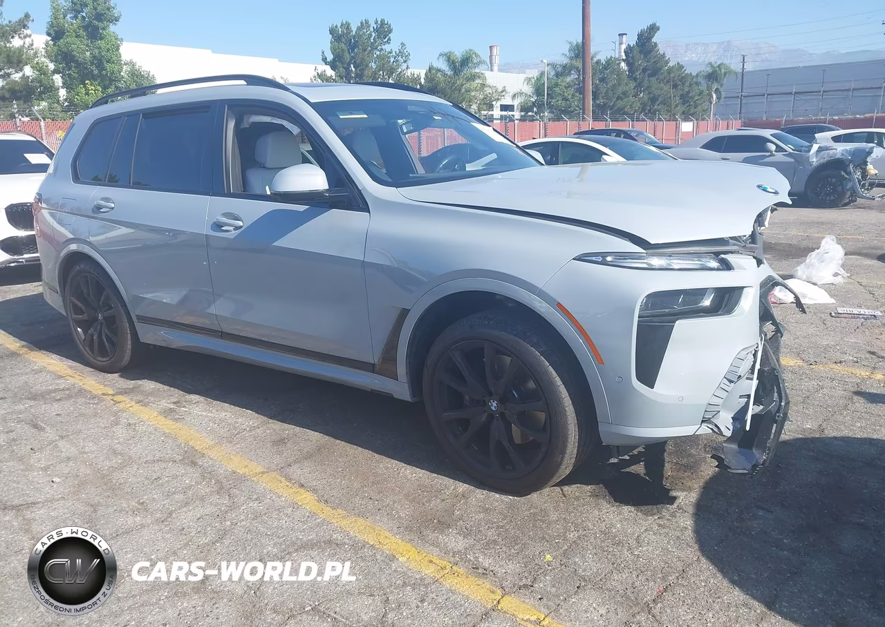 2024 BMW X7 xDrive40I – zdjęcie 1 z 21