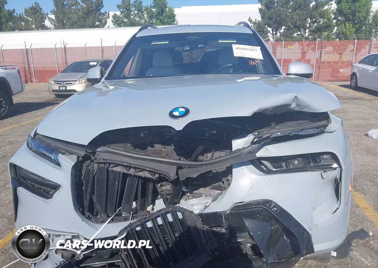 2024 BMW X7 xDrive40I VIN:5UX23EM01R9S97181 - 12