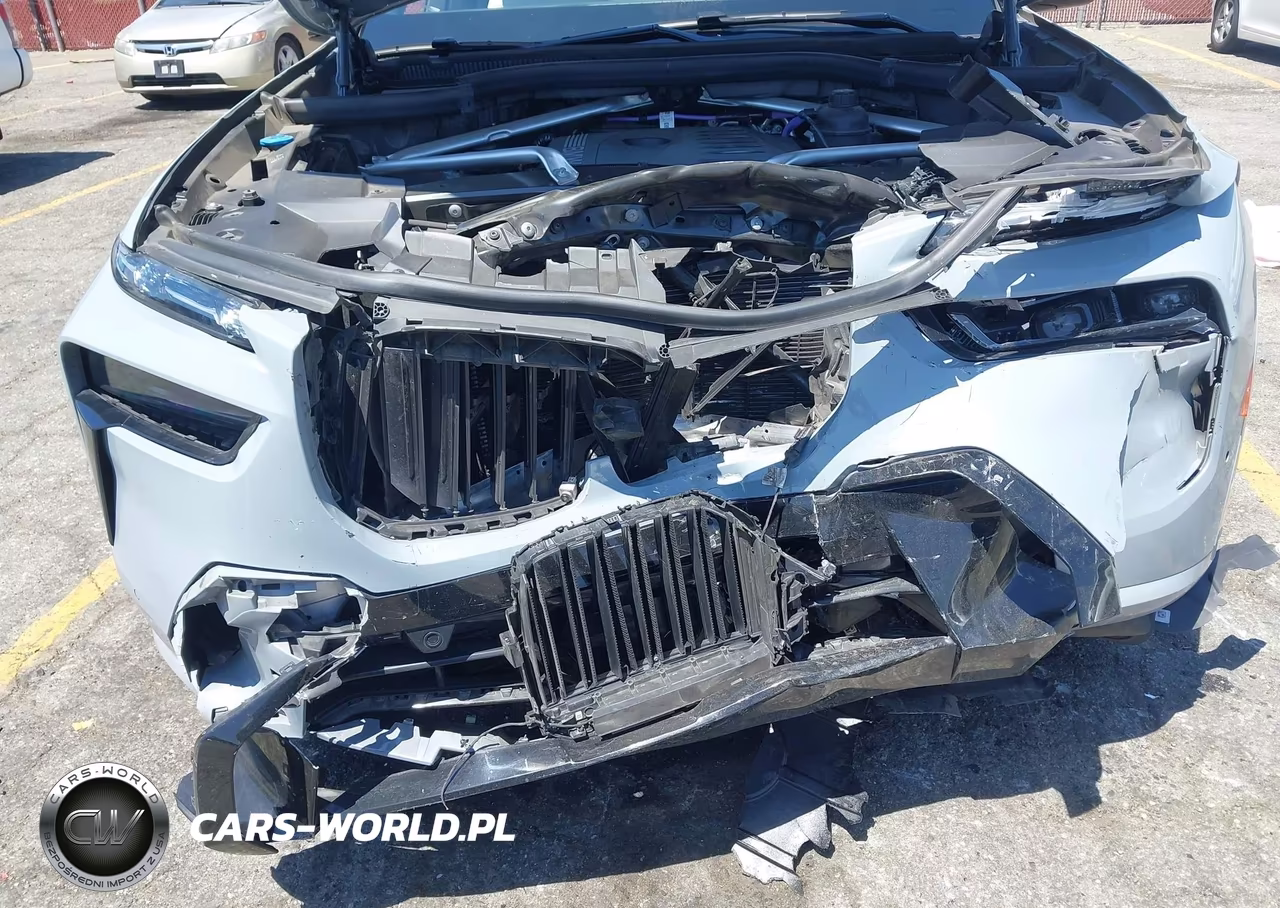 2024 BMW X7 xDrive40I VIN:5UX23EM01R9S97181 - 17