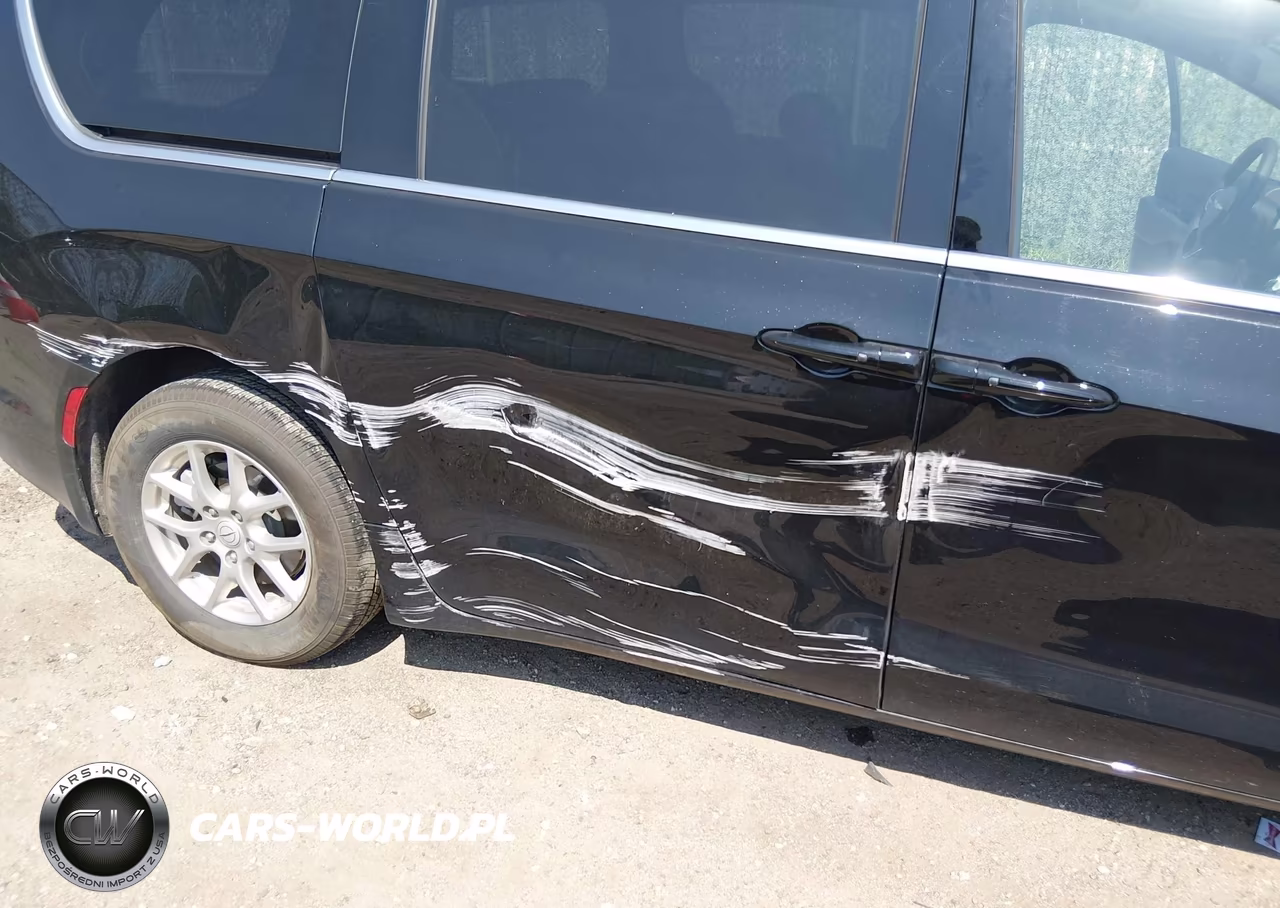2026 Chrysler Pacifica Select VIN:2C4RC1BG7TR201712 - 6