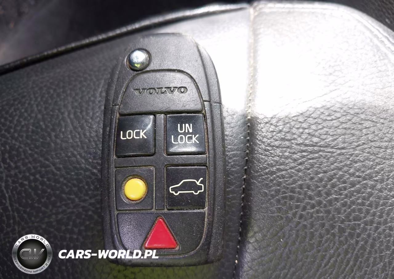 2004 Volvo V70 2.4 VIN:YV1SW61T542371677 - 11